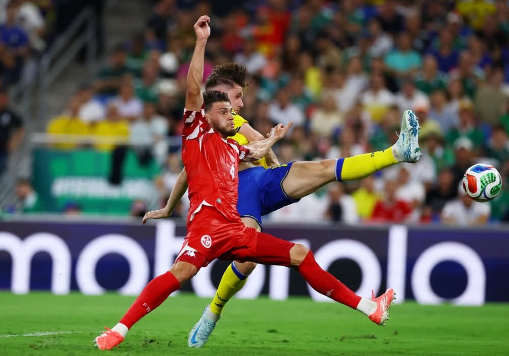 السويد تستهل مشوارها المونديالي بفوز كبير على تونس