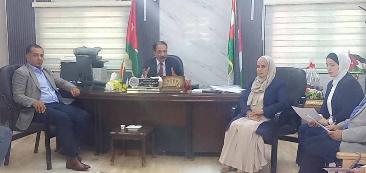 الزبن يترأس اجتماع المنسقين الإداريين لمراكز امتحانات الثانوية العامة في لواء الموقر