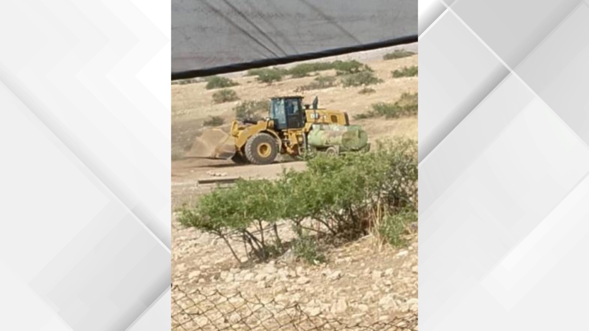 الاحتلال يدمر منشآت زراعية وخزانات مياه في عاطوف بالأغوار الشمالية
