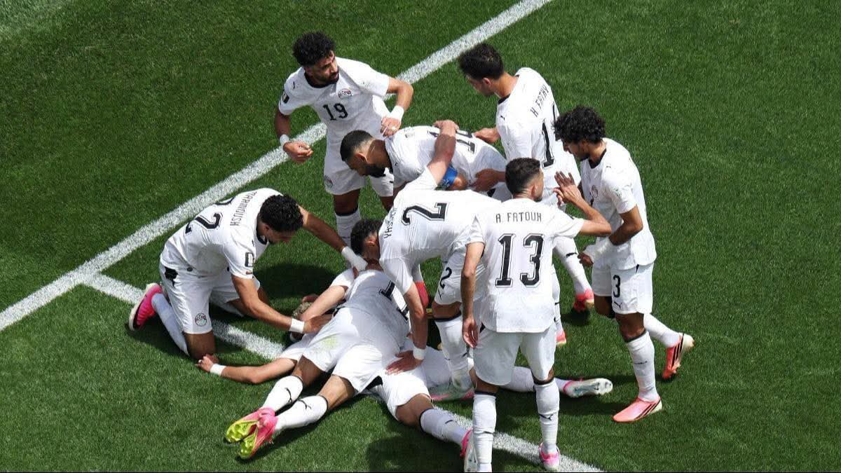 لماذا تتذيل مصر المجموعة السابعة رغم تساوي النقاط؟
