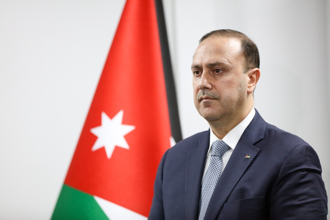 المومني: تنفيذ حكم الإعدام بحق 6 مدانين تطبيق للعدالة بحق شهداء الوطن وستتواصل الإجراءات بحق آخرين