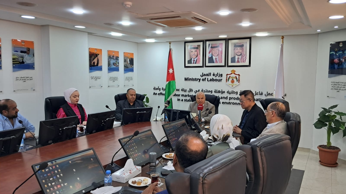 وزير العمل: مليون و792 ألف دينار لإنشاء فرع إنتاجي جديد في قضاء أذرح بمعان لتشغيل 400 أردني ...صور