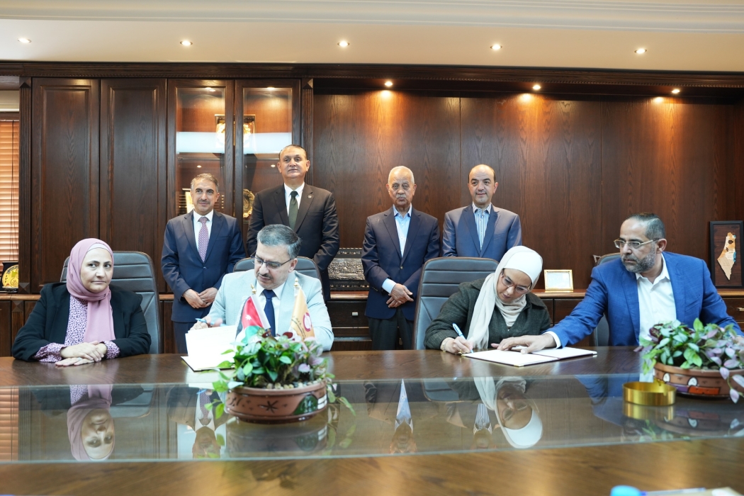 صناعة عمان توقع اتفاقية لإعداد دراسة التحقق لواقع إعادة التدوير في الأردن