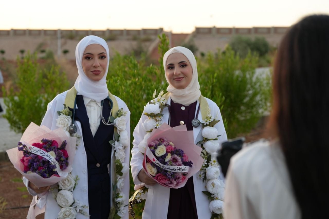 العايش تكتب جامعة العقبة الطبية تُجسّد روح القيادة الأكاديمية في حفل المعطف الأبيض وتحتفي بطلبة الطب في عامهم الثالث