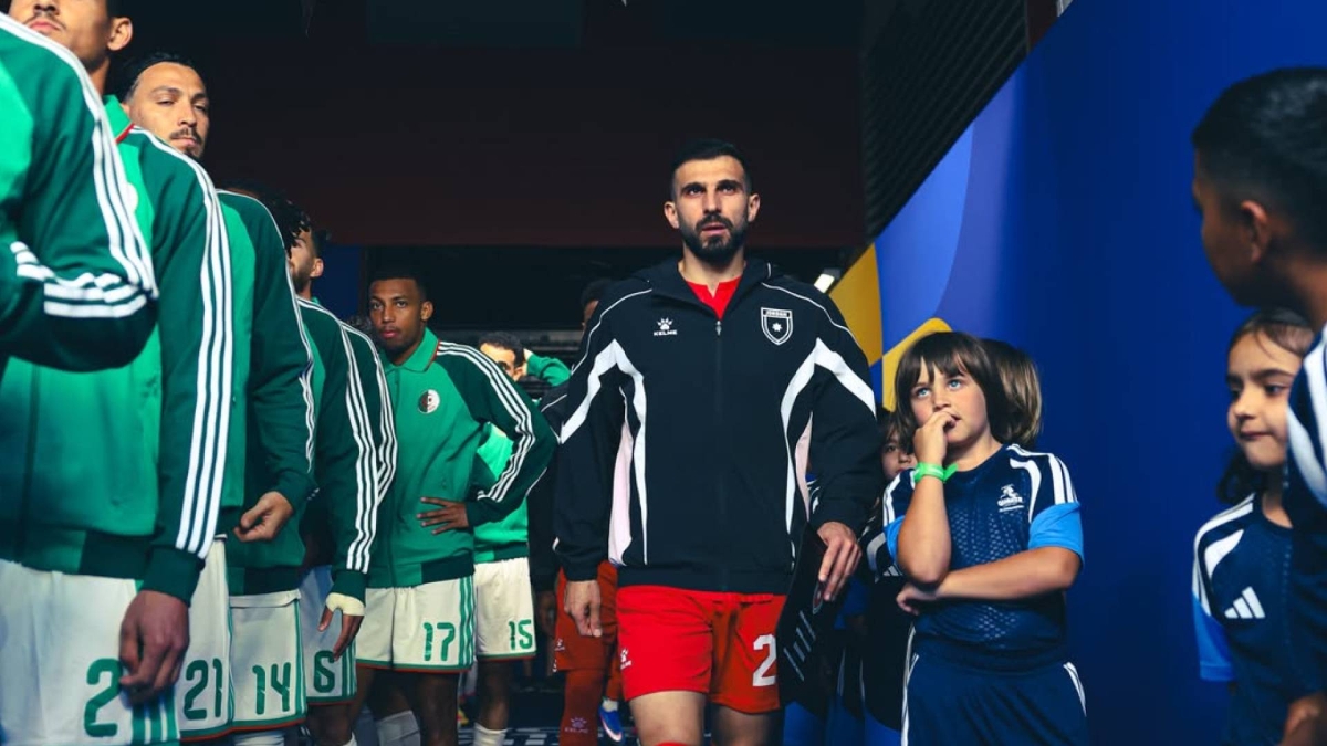 كابتن المنتخب الوطني إحسان حداد يخرج عن صمته بعد الخسارة أمام الجزائر