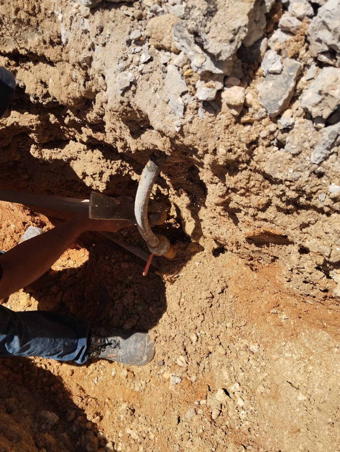 “المياه”: ضبط اعتداءات على خطوط في مناطق الحسا والجفر وناعور