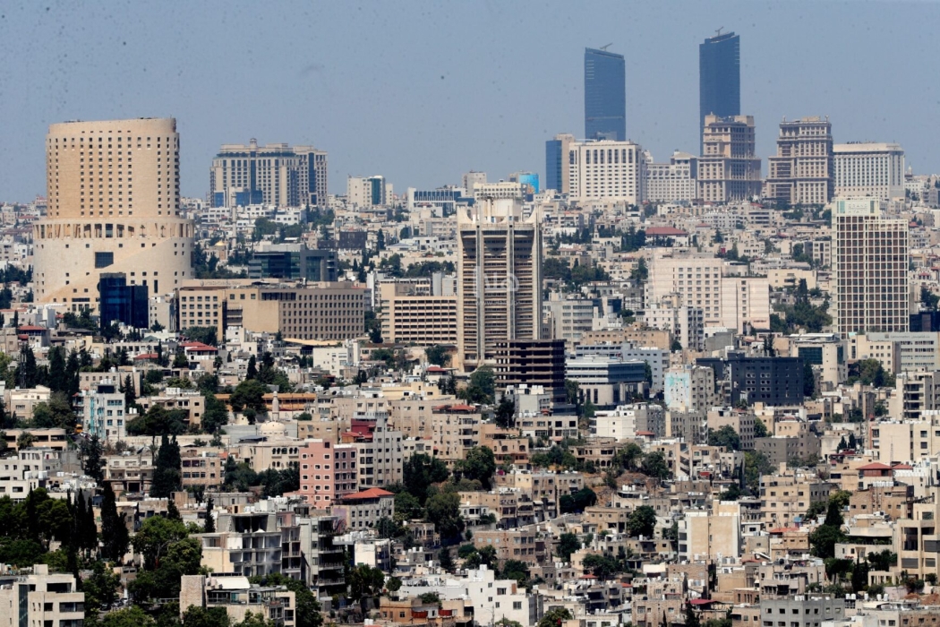 أجواء صيفية معتدلة الحرارة في أغلب المناطق الأربعاء