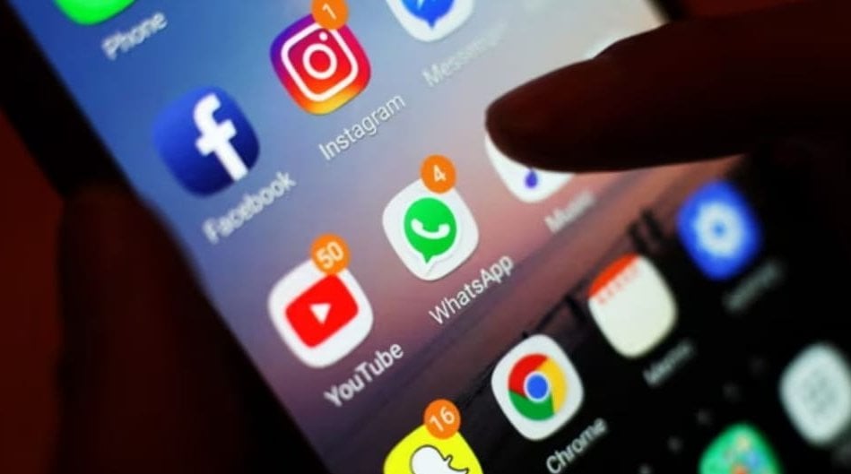 عطل مفاجئ يضرب فيسبوك وإنستجرام وواتساب