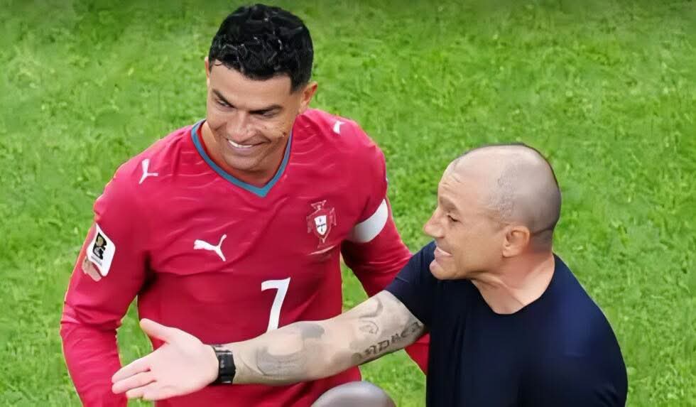 أرجوك لا تعتزل ..طلب كانافارو المفاجئ لرونالدو بعد خماسية البرتغال