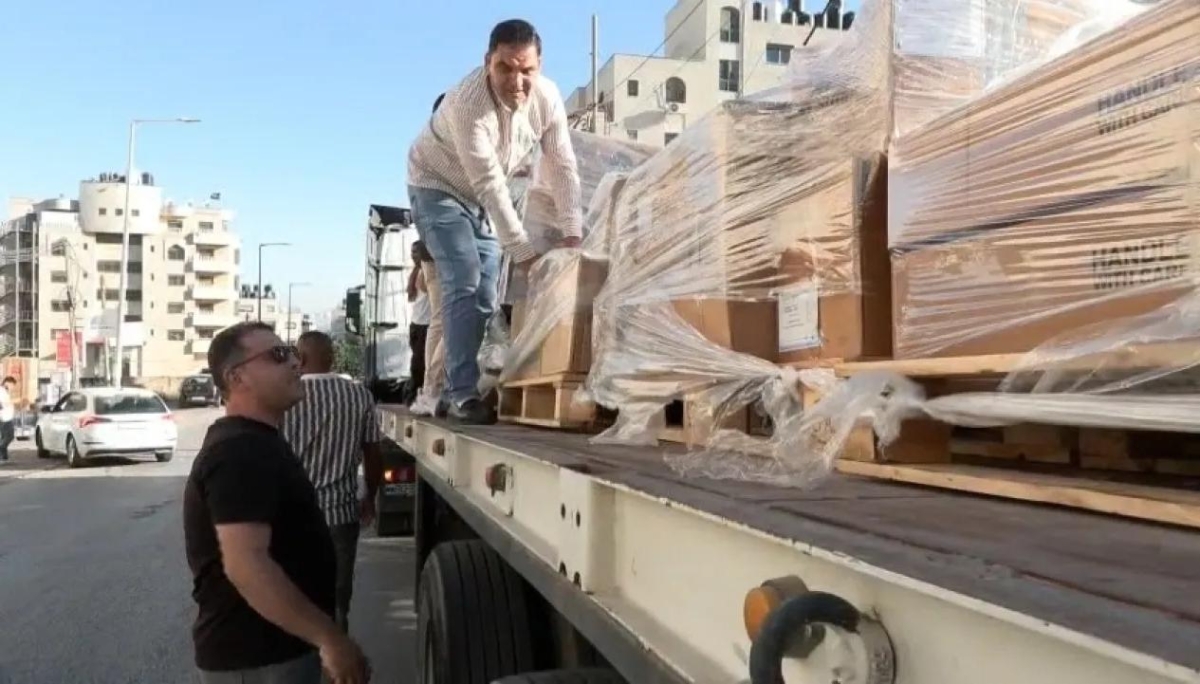 القوات المسلحة الأردنية ترسل إمدادات طبية ولوجستية لمحطتي رام الله وجنين الجراحيتين