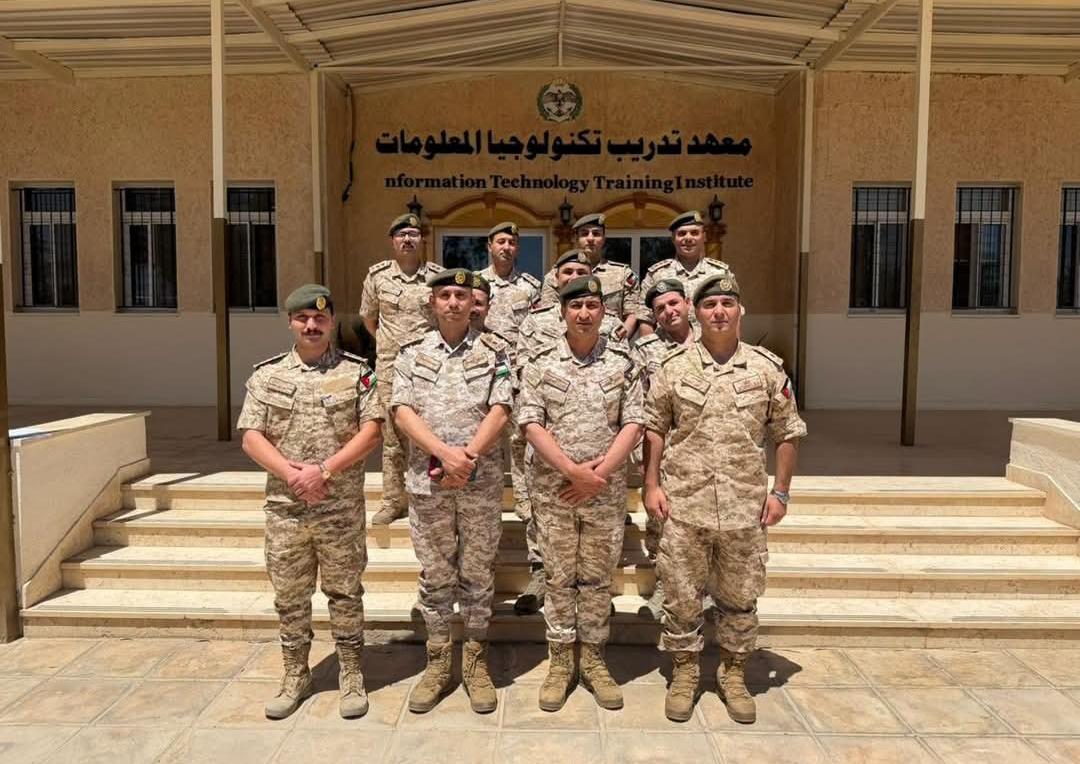 اختتام دورتي إدارة المشاريع الاحترافية وإدارة المشاريع في معهد تدريب تكنولوجيا المعلومات