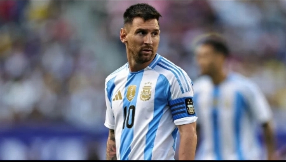 هل يُشارك ميسي أمام الأردن؟.. سكالوني يوضح