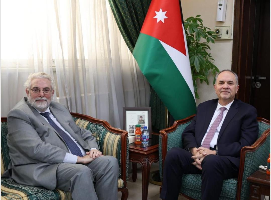 وزير العدل يبحث والسفير الإسباني التعاون المشترك بين البلدين