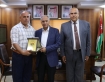 الرقاد يكرّم موظفي أمن وحماية تقديراً ليقظتهما الأمنية...صور