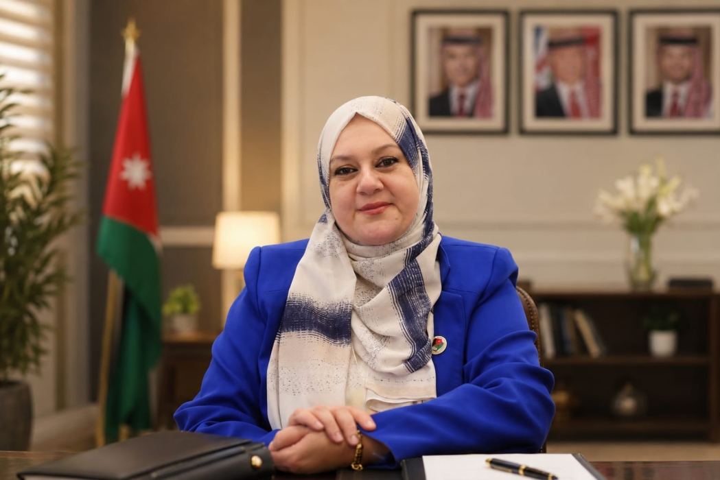 المارديني تكتب :أولادنا بين العالم الواقعي والعالم الرقمي... مسؤولية تبدأ من الأسرة
