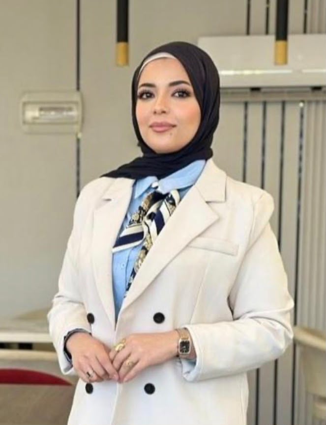 المحامية المتدربة رنا أحمد صالح تبحث في الحماية القانونية للمحتوى الذي ينتجه الذكاء الاصطناعي،