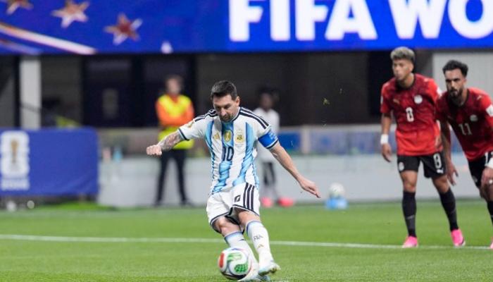 شركة بطاطس شهيرة في مصر توقف إنتاج العبوات التي تحمل صورة ميسي بعد مباراة الأرجنتين